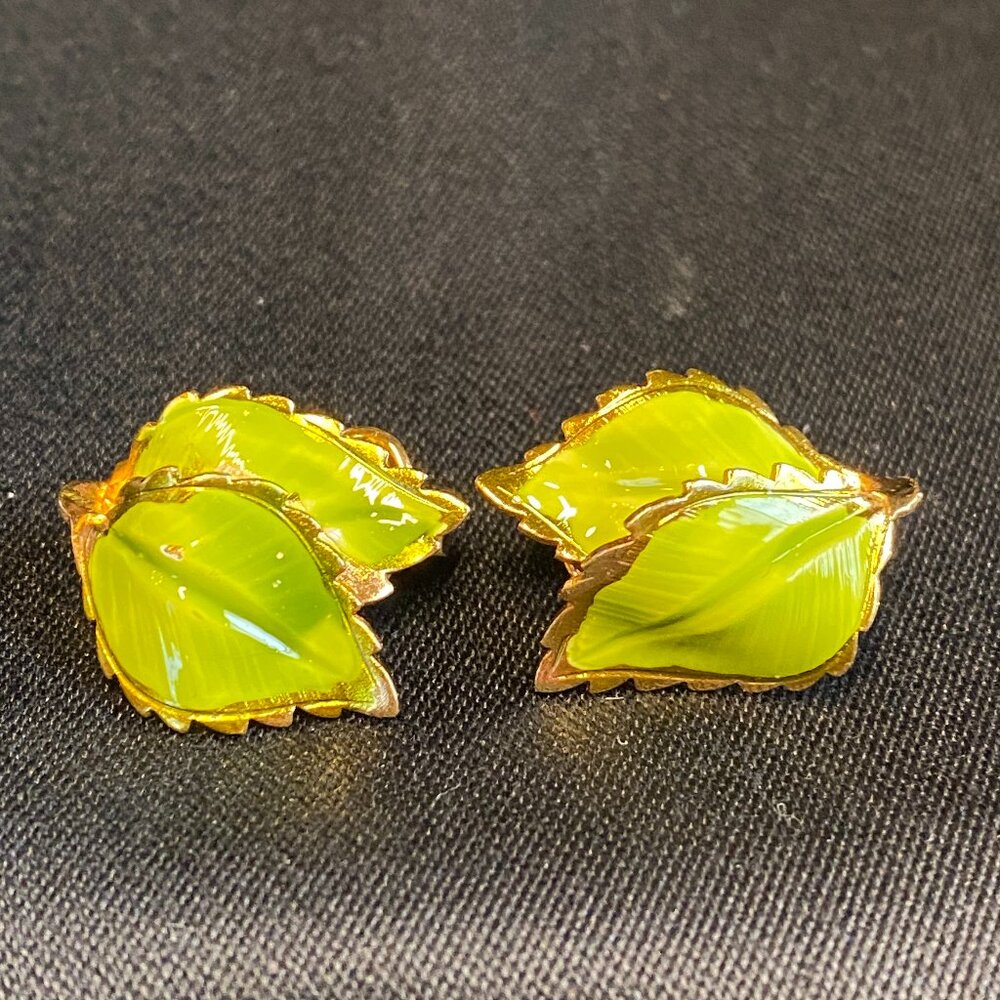 Vintage 1960's Giovanni Green Enamel Leaf-shaped Clip-on Earrings